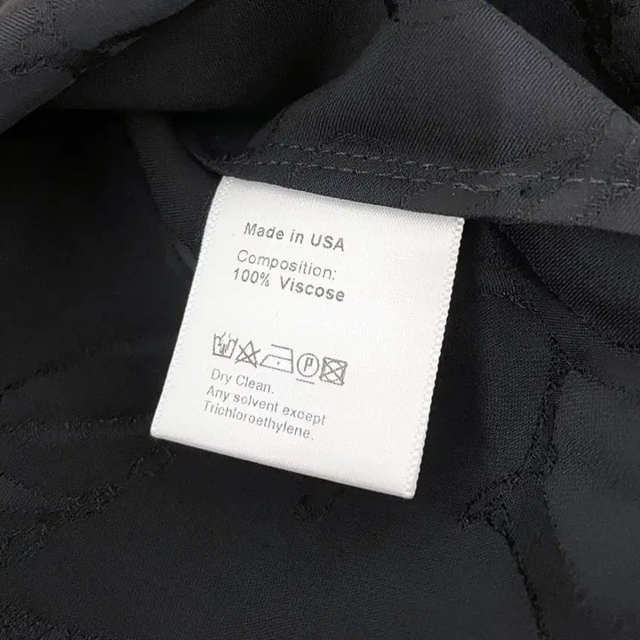 [BUNJANG] Commission Geometric Pattern Blouse / 커미션 기하학 패턴 블라우스