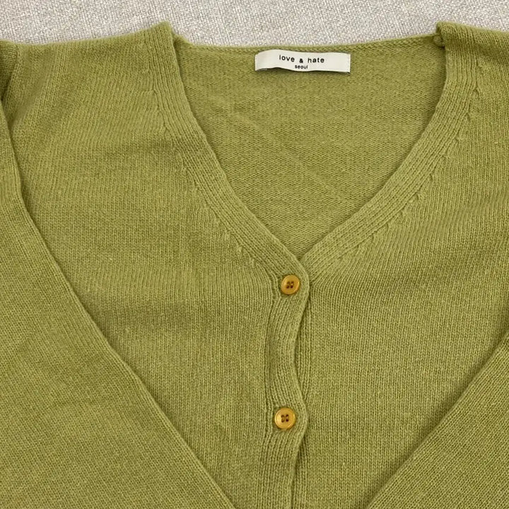 [BUNJANG] Love & Hate Olive Cardigan / love & hate 올리브색 가디건