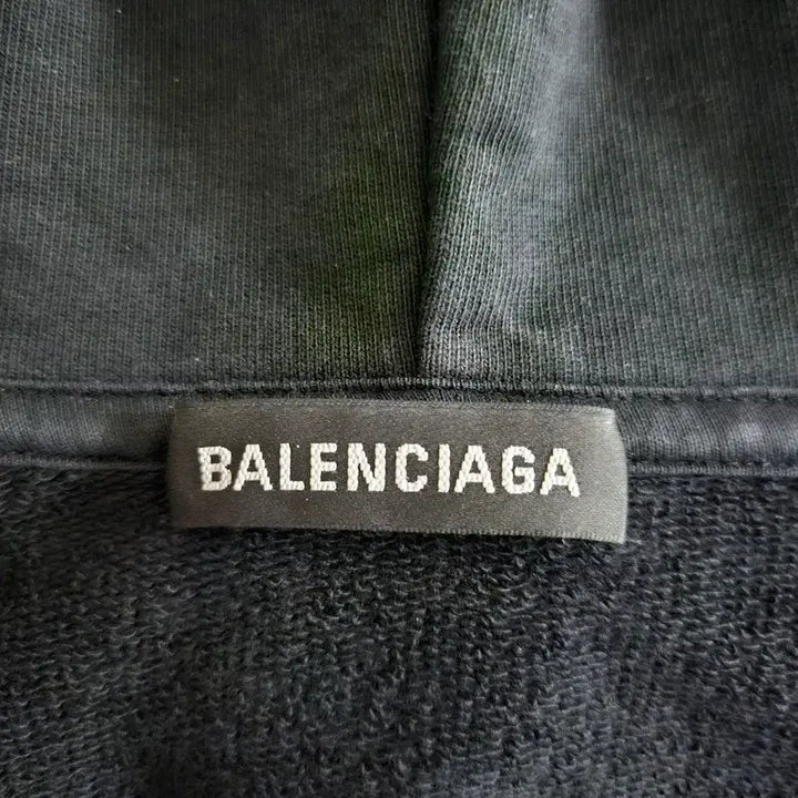 [BUNJANG] Balenciaga BB Logo Hoodie (Black, L) / (번개케어검수통과)발렌시아가 BB 로고 블랙 오버핏 후드티 L