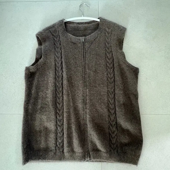 [BUNJANG] Handmade Brown Zipper Knit Vest / 직접짠 브라운 지퍼니트