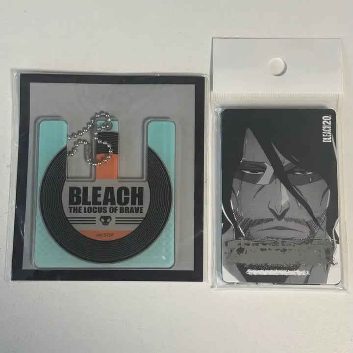 [BUNJANG] Bleach 20th Anniversary Acrylic Keyring and Photocard Bundle Set / 블리치 캔뱃지 홀더 아크릴 키링 20주년 포토카드 세트 일괄