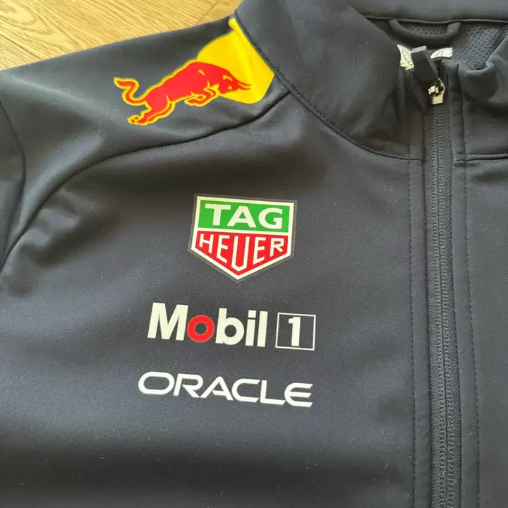 [BUNJANG] Red Bull Racing Softshell XL / F1 레드불 레이싱 소프트쉘 XL