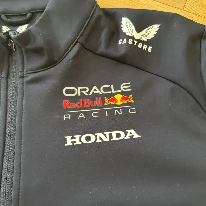 [BUNJANG] Red Bull Racing Softshell XL / F1 레드불 레이싱 소프트쉘 XL