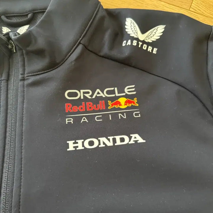[BUNJANG] Red Bull Racing Softshell XL / F1 레드불 레이싱 소프트쉘 XL