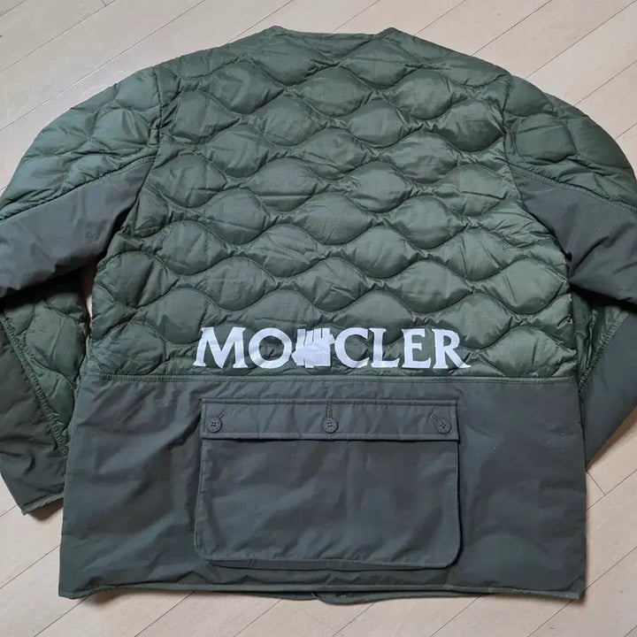 [BUNJANG] Moncler Genius Military Onion Light Down Jacket / 몽클레어 지니어스 / 밀리터리 어니언 라이트다운 / 110