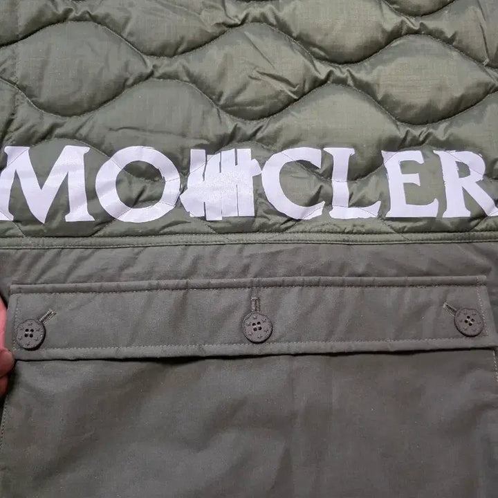 [BUNJANG] Moncler Genius Military Onion Light Down Jacket / 몽클레어 지니어스 / 밀리터리 어니언 라이트다운 / 110