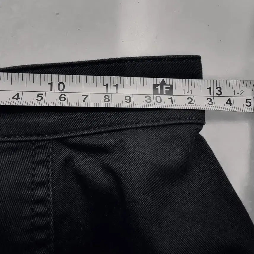 [BUNJANG] Uniqlo A-Line Button Long Skirt / 유니클로 블랙 A라인 버튼 스커트