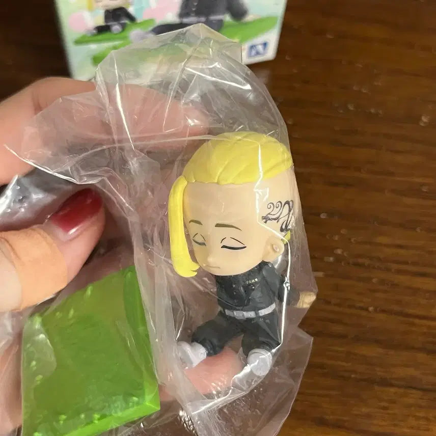 [BUNJANG] Tokyo Revengers Draken Trading Mini Figure / 도쿄리벤저스 도리벤 드라켄 트레이딩 미니 피규어