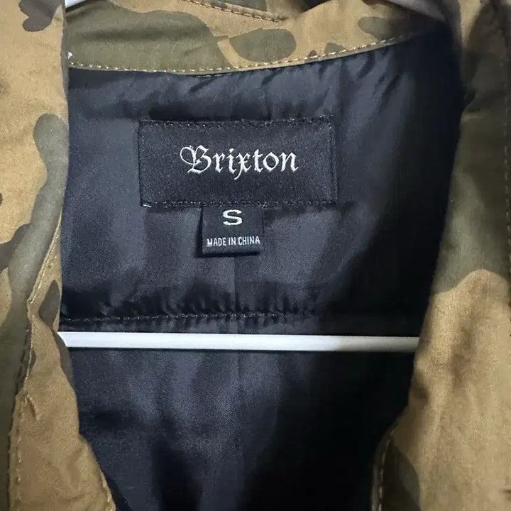 [BUNJANG] Brixton Camo Padded Shirt Jacket / 브릭스톤 카모 패딩 셔츠자켓