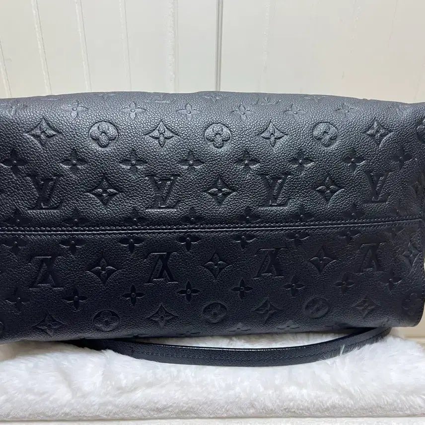 [BUNJANG] Louis Vuitton Lumineuse PM Handbag / 루이비통 앙프렝뜨 루미네즈 PM