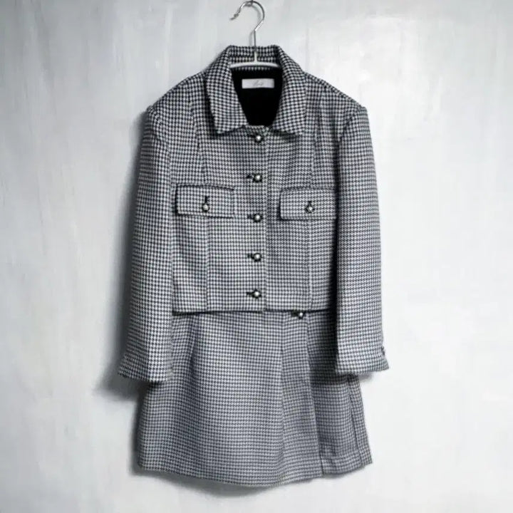 [BUNJANG] Roar Hound Setup - Size M / 로아르 하운드 셋업