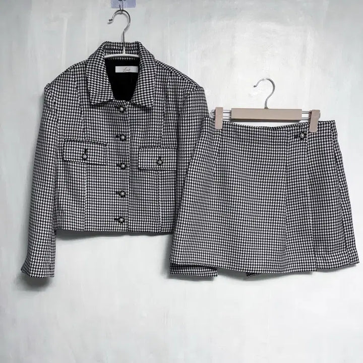 [BUNJANG] Roar Hound Setup - Size M / 로아르 하운드 셋업