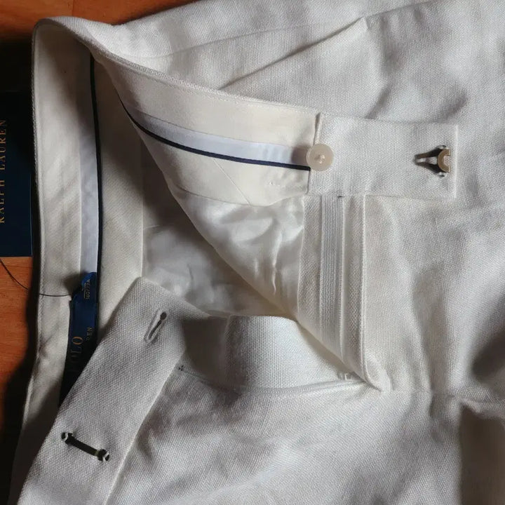 [BUNJANG] Polo White Linen Shorts / 폴로 화이트 린넨 반바지