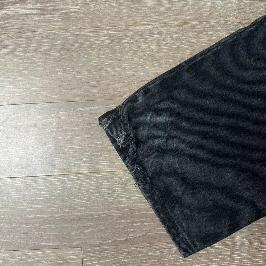 [BUNJANG] Carnet Volante Together Heart Denim Size 28 / 까르네볼란테 투게더 하트 데님 28 사이즈