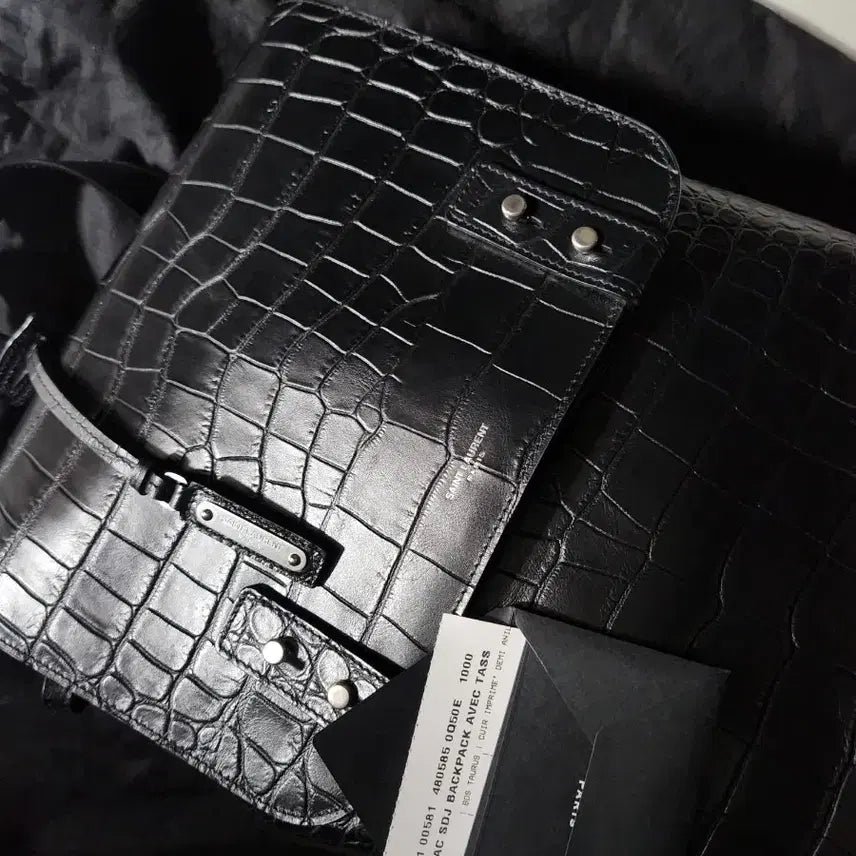 [BUNJANG] Saint Laurent Sac de Jour Croc-Embossed Backpack / 생로랑 구매가 350만원대 정품 새상품 삭드주르 크로커백팩 480585