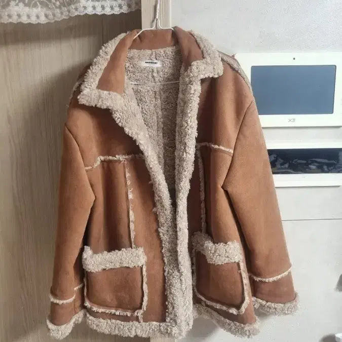 [BUNJANG] Basket Brown Suede Mustang Jacket (Size 55-66) / 바스켓 브라운 스웨이드 무스탕 자켓~55~66