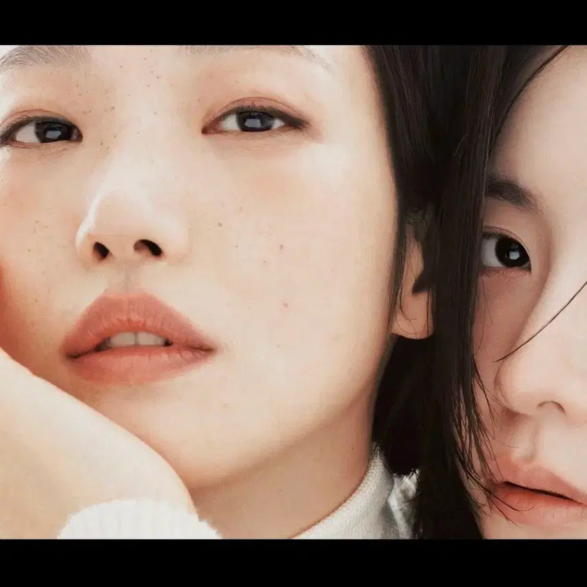 [BUNJANG] The Boyz Eunji & Sangyeon Elle Magazine / (새상품)<은중과 상연> 김고은님과 박지현님 커플화보가 실린 엘르잡지양도