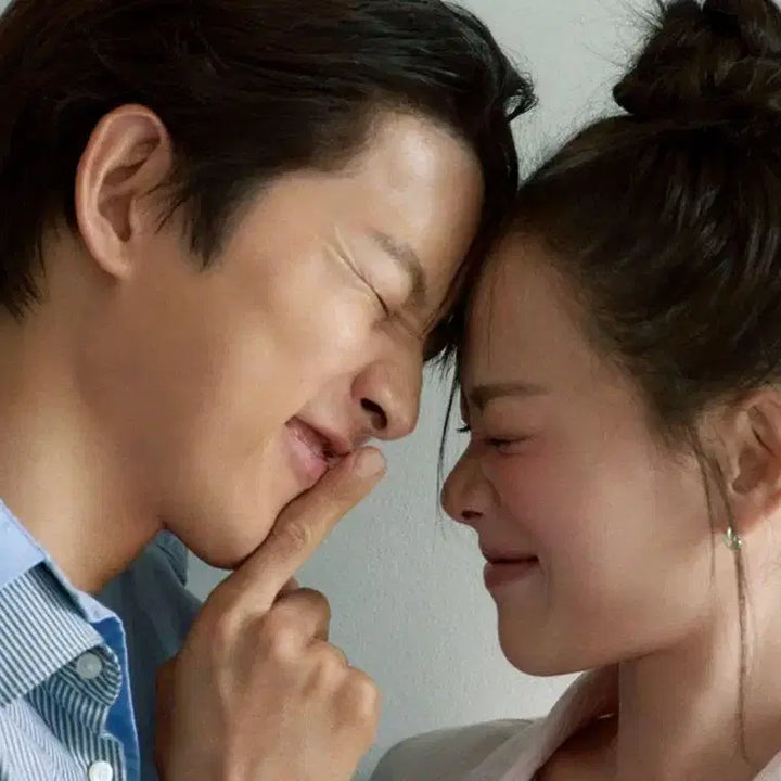 [BUNJANG] Elle Magazine / (새상품)<마이 유스>송중기님과 천우희님 커플화보가 실린 엘르잡지양도해요