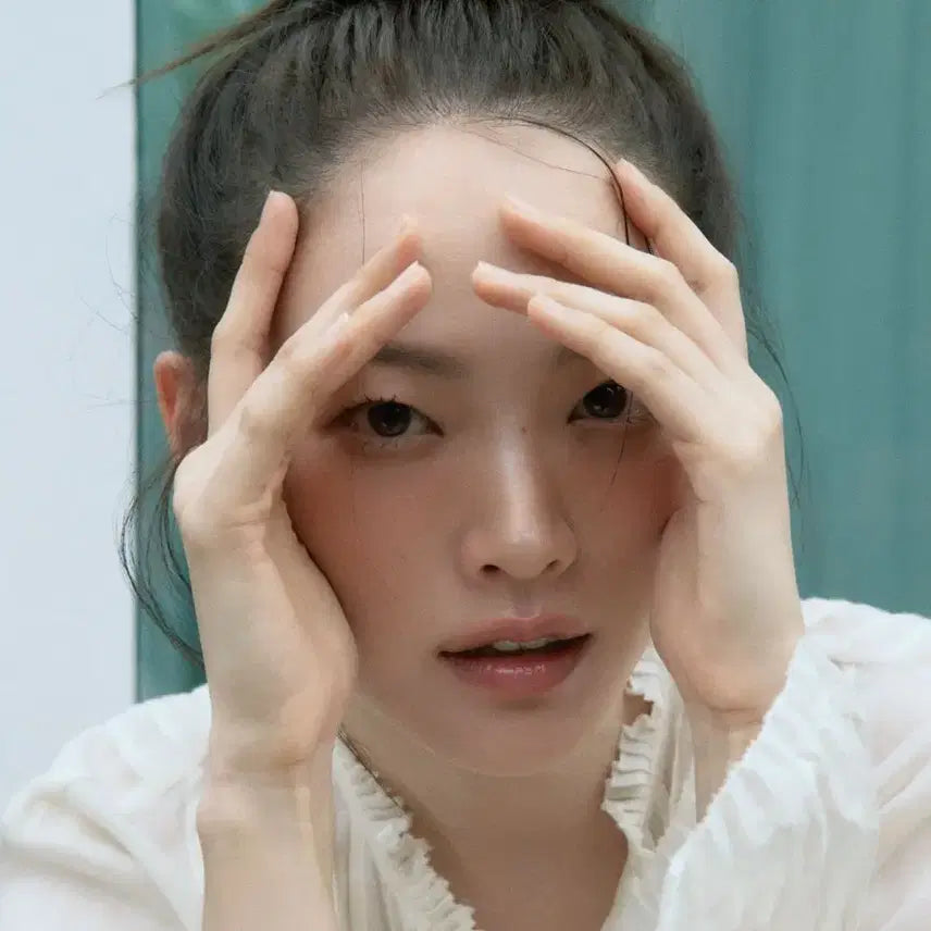 [BUNJANG] Elle Magazine / (새상품)<마이 유스>송중기님과 천우희님 커플화보가 실린 엘르잡지양도해요