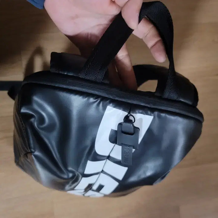 [BUNJANG] DIESEL Black Backpack / DIESEL 디젤 블랙 백팩 가방