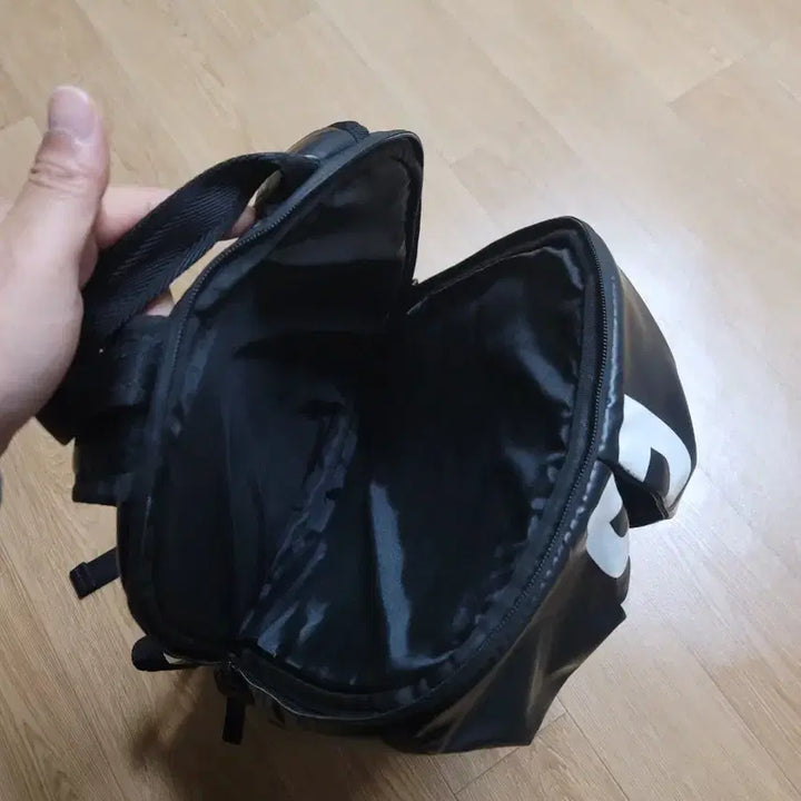 [BUNJANG] DIESEL Black Backpack / DIESEL 디젤 블랙 백팩 가방
