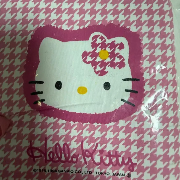 [BUNJANG] Classic 1998 KAO HANA Passport Pocket Pouch / 고전키티 1998 카오하나 여권 포켓 파우치 수납