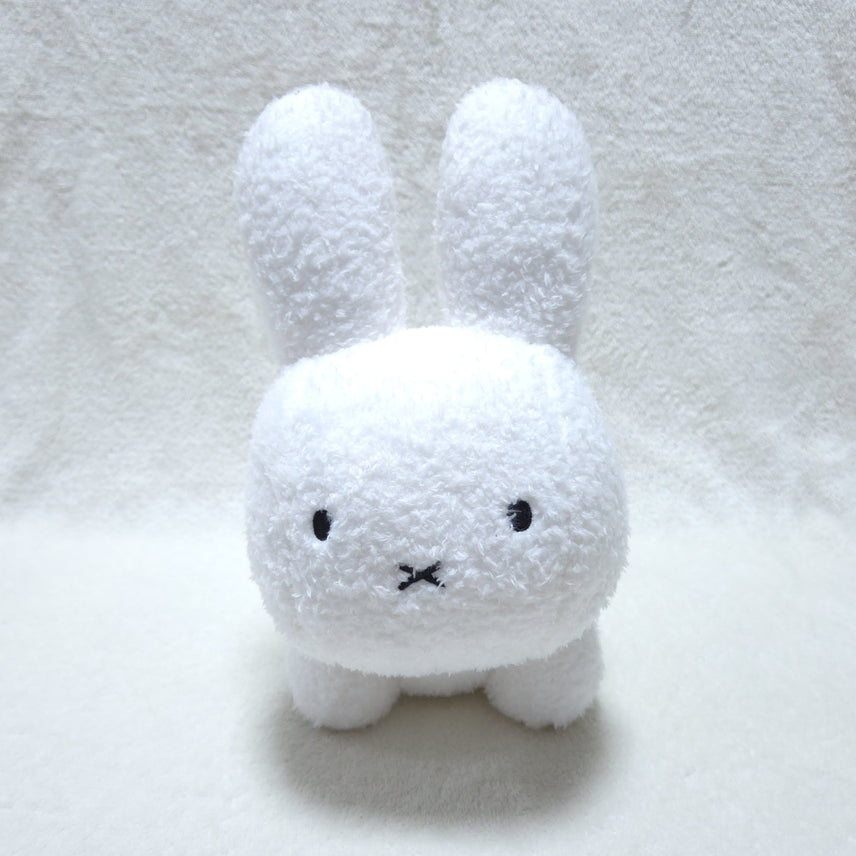 [BUNJANG] Creamy Miffy Medium Plush Doll / (새상품/정품) 크리미 라잉 미피 중형 인형 기념일 선물 20cm