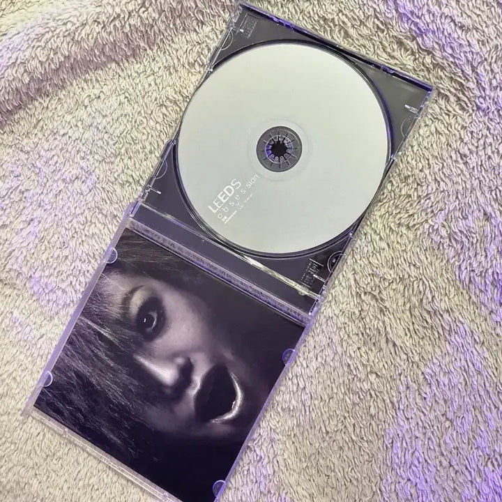 [BUNJANG] LEEDS Obsession CD - 그댄 행복에 살텐데 / 리즈 1집 Obsession CD - 그댄 행복에 살텐데 수록