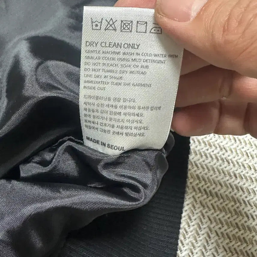 [BUNJANG] Wayne Black Bomber Jacket / wayne 웨인 블랙 봄버 자켓 F