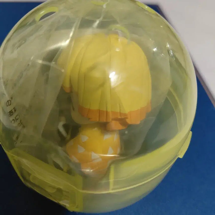 [BUNJANG] Demon Slayer Zenitsu Shoulder Bump Gacha / 귀칼 어깨쿵 가챠 젠이츠