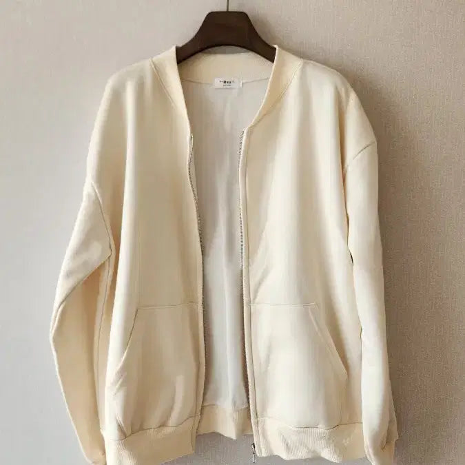 [BUNJANG] Ivory Zip-Up Jacket Women's Cardigan / 아이보리 집업자켓 점퍼 퀄리티좋은 국산 여성 집업가디건