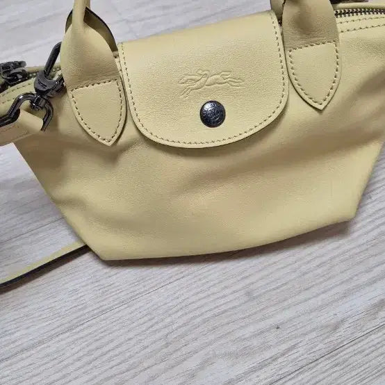 [BUNJANG] Longchamp Le Pliage Extra Leather Mini Tote Bag - Yellow / 롱샴 르 플리아쥬 엑스트라 레더 미니 토트백 YELLOW