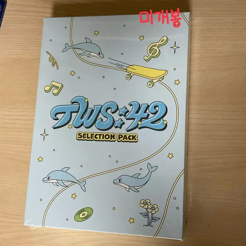 TWS 42 Selection Pack 미개봉