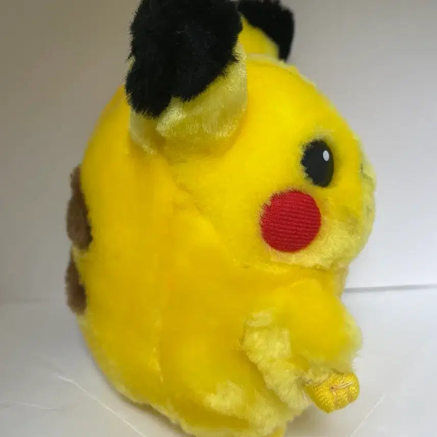 [SOLD OUT] 고전 옛날 빈티지 피카츄 인형 16cm
