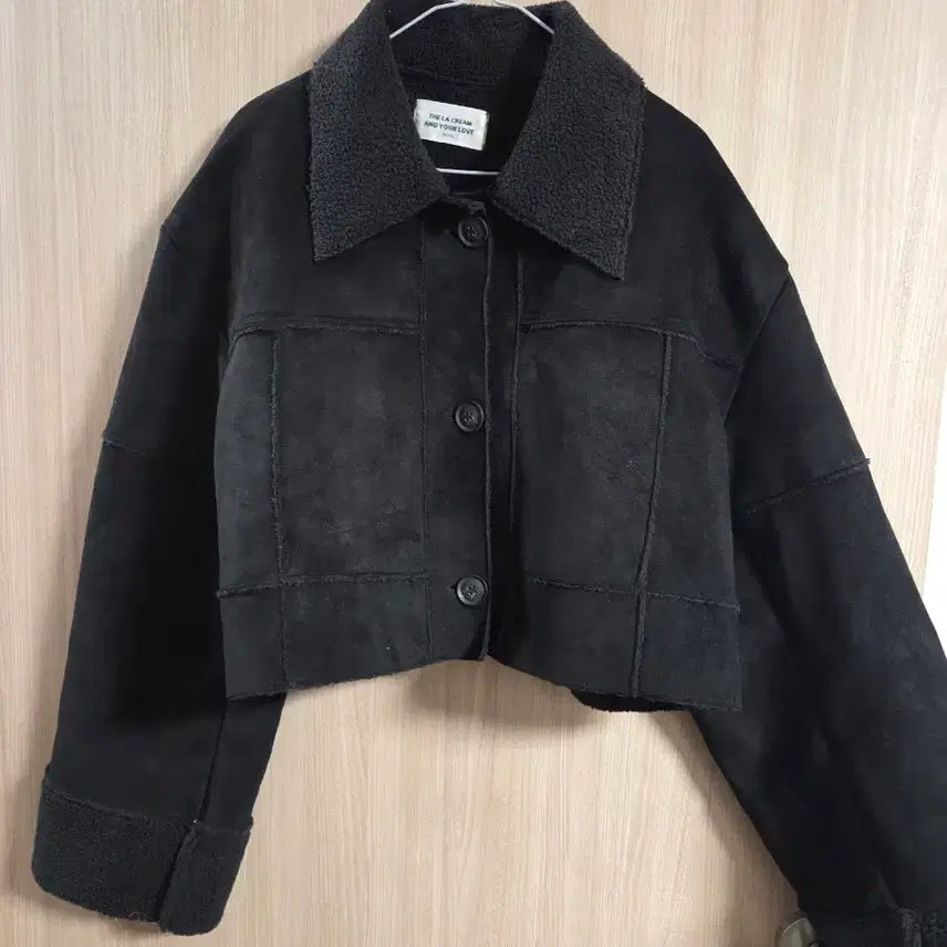 [BUNJANG] Black Crop Suede Mustang Jacket / 블랙 크롭 스웨이드 무스탕 자켓