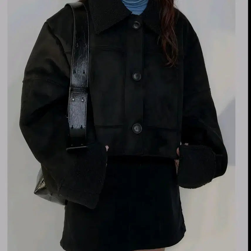 [BUNJANG] Black Crop Suede Mustang Jacket / 블랙 크롭 스웨이드 무스탕 자켓