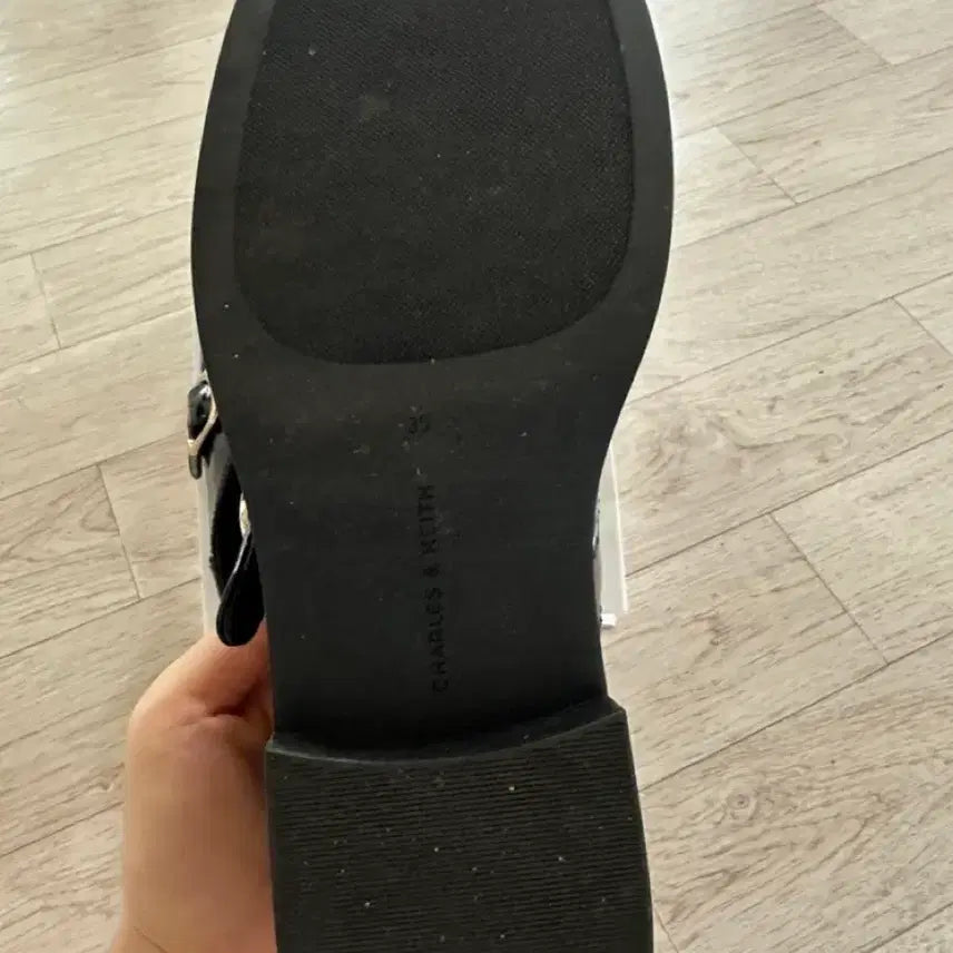 [BUNJANG] Charles & Keith Black Buckle Loafers / 찰스앤키스 블랙 버클 로퍼