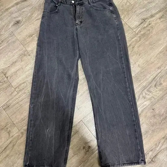 [BUNJANG] Dekete Mid-Rise Wide Jeans Shrink Black 32 / 데케트 미드라이즈 와이드진 쉬링크블랙 32