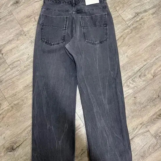 [BUNJANG] Dekete Mid-Rise Wide Jeans Shrink Black 32 / 데케트 미드라이즈 와이드진 쉬링크블랙 32