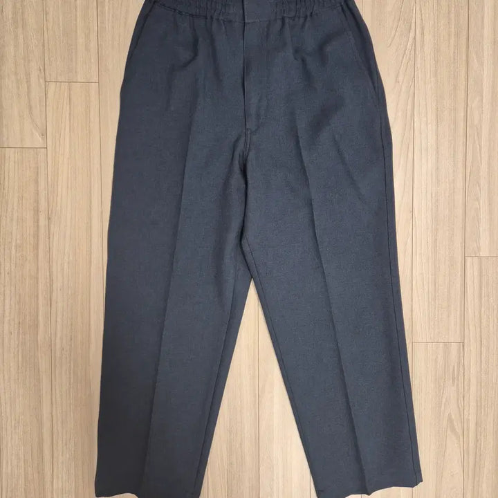 [BUNJANG] Uniqlo U Bending Wide Slacks / 유니클로U 밴딩 와이드 슬랙스