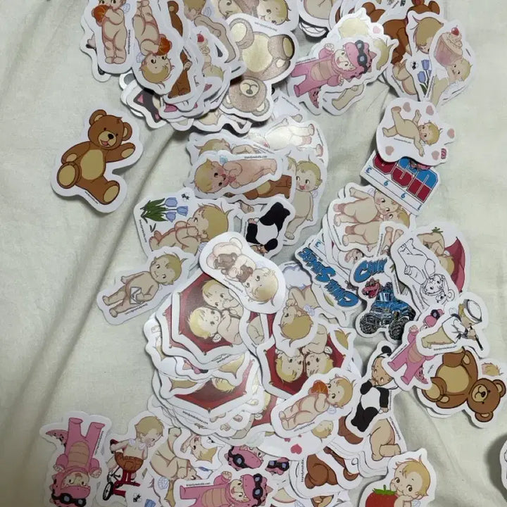 [BUNJANG] Brandy Melville Epoxy & Regular Stickers / 브랜디멜빌 일반 & 에폭시 스티커 개당가격