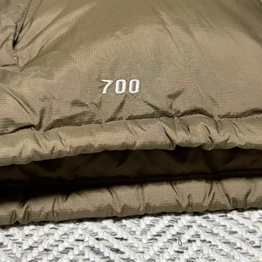 [BUNJANG] The North Face Center Logo Brown 700 Nuptse Vest / [L] 노스페이스 센터로고 브라운 700 눕시 패딩 베스트 조끼