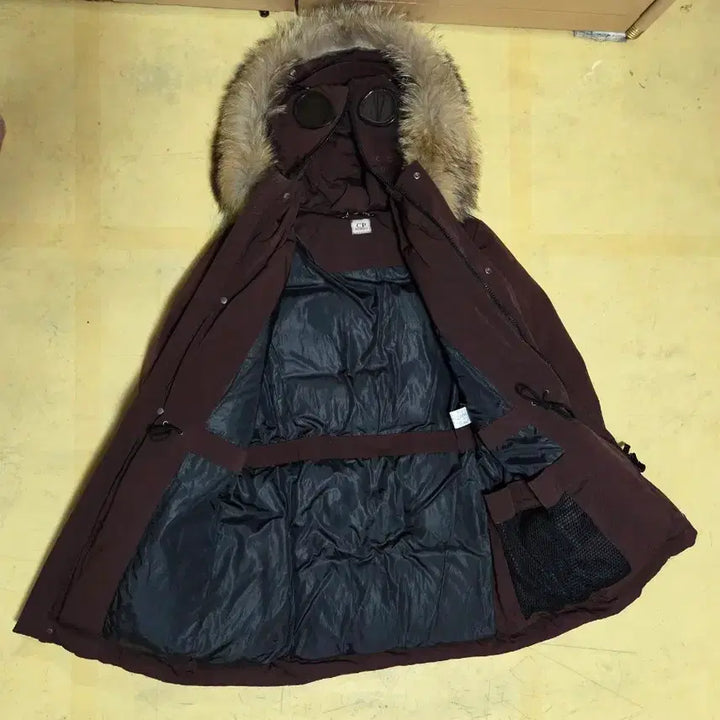 [BUNJANG] CP Company Hooded Down Padded Jacket / cp컴퍼니 정품 후드 다운 패딩