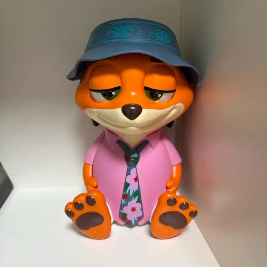 [BUNJANG] MegaBox Nick Wilde Piggy Bank / (2월28일까지만 할인)메가박스 닉 저금통 판매해요