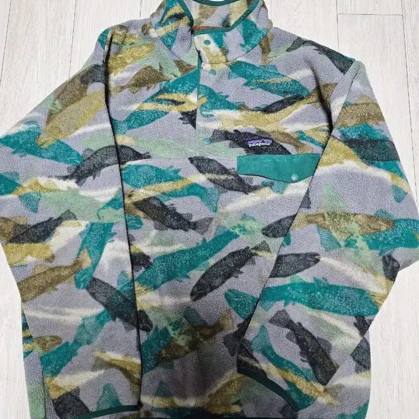 [BUNJANG] Patagonia Synchilla Salmon Pattern Fleece Jacket / 파타고니아 신칠라 연어 L