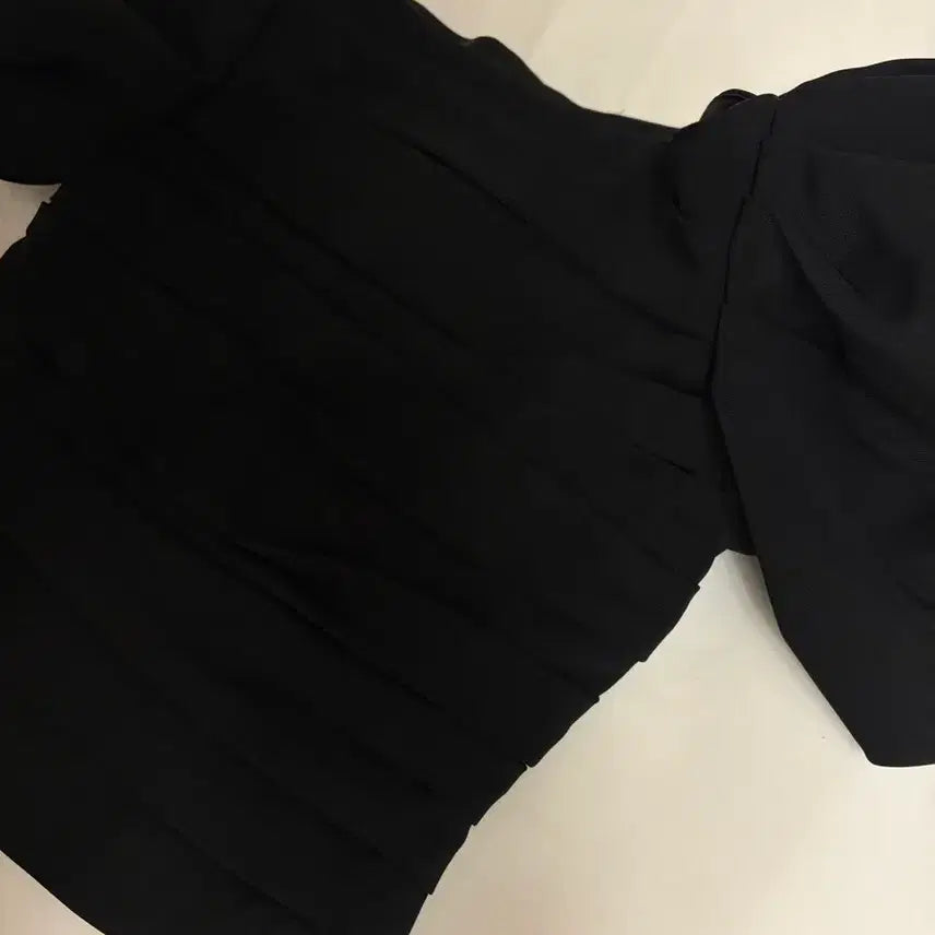 [BUNJANG] Lara Choi Cake Blouse / 라라초이(케이크 블라우스)