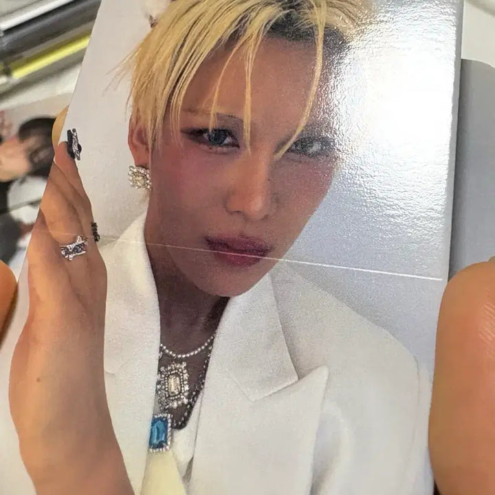 [BUNJANG] XLOV HYUN POB Photocard / 엑스러브 XLOV 현 HYUN 미공포 여우 포카