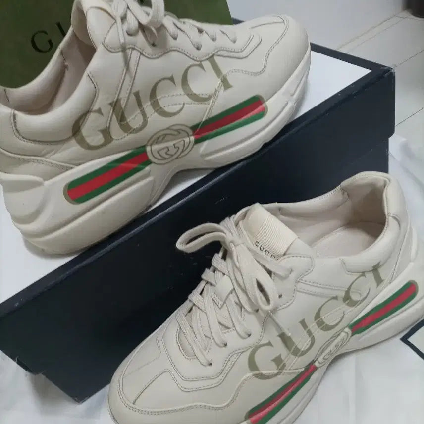 [BUNJANG] Gucci Rhyton Leather Sneakers / A+38 250 255 구찌 라이톤 정가130만원대 스니커즈 레더 띠로고
