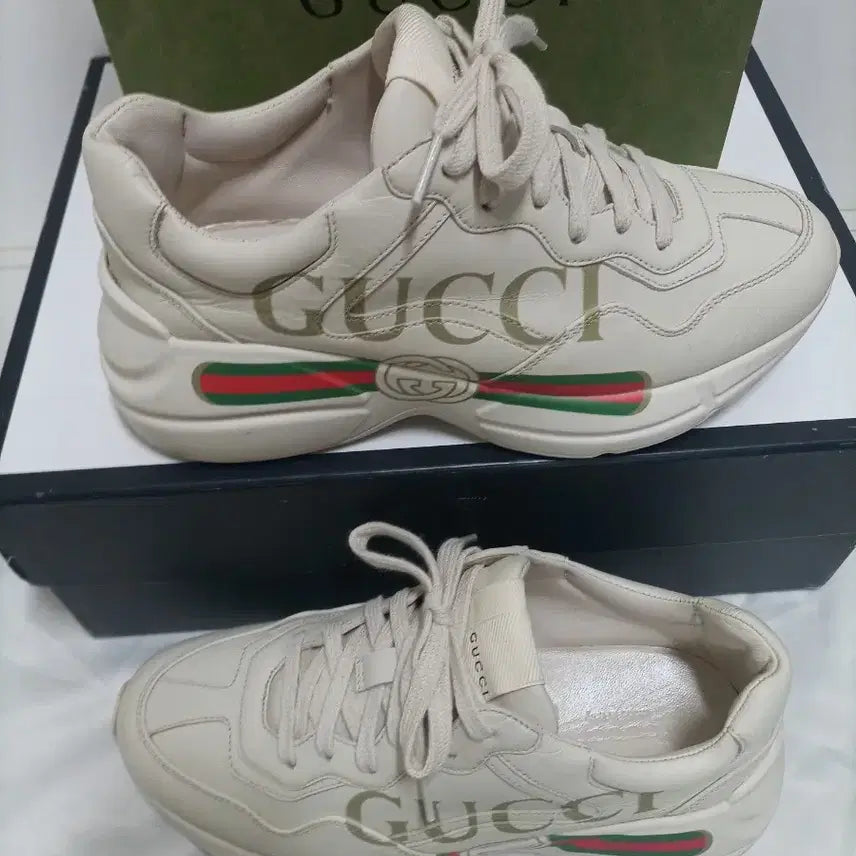 [BUNJANG] Gucci Rhyton Leather Sneakers / A+38 250 255 구찌 라이톤 정가130만원대 스니커즈 레더 띠로고