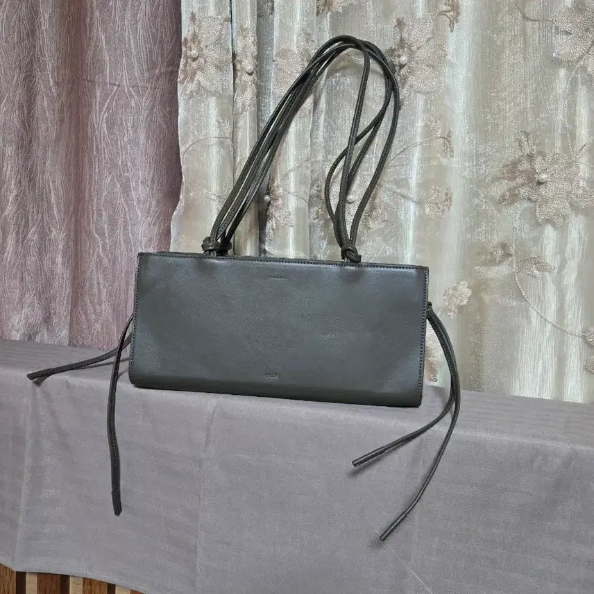 [BUNJANG] HOZE Knotty Shoulder Bag - Khaki / HOZE Knotty 숄더백 카키